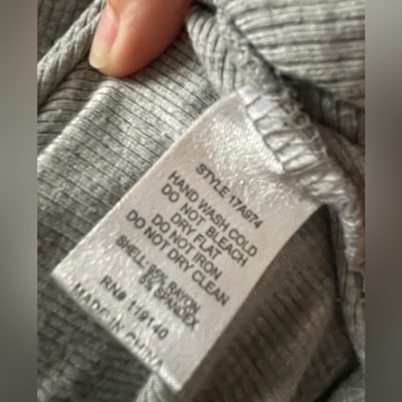 Shirt:Cutout long sleeves - Picture 5 of 5